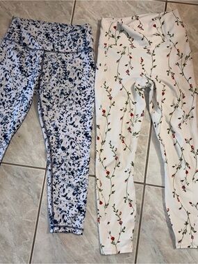 Floral White & Blue Printed Leggings Set